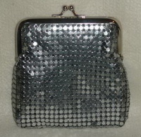 Кошелечек для театрального бинокля золотой Silver Chain Armor Luxury  Bag