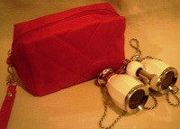 Театральный бинокль 4x30 белый (crown white) в красной сумке 14х10х6см